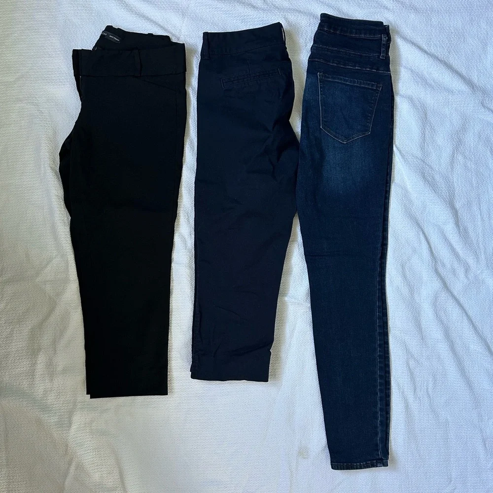 Lot of 3 Women’s Size 2 Pants Jeans Refuge The Limited Old Navy Crop - Picture 1 of 9
